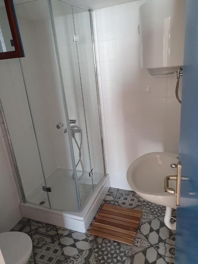 Apartments Bassi Stara Baška Dış mekan fotoğraf