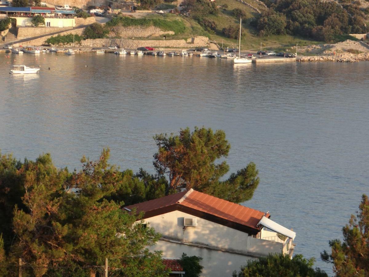 Apartments Bassi Stara Baška Dış mekan fotoğraf
