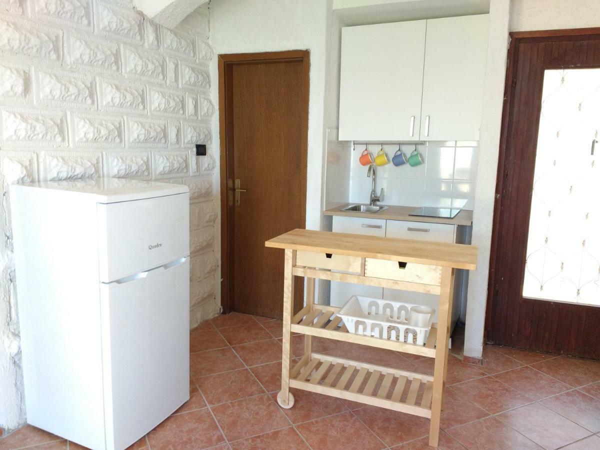 Apartments Bassi Stara Baška Dış mekan fotoğraf