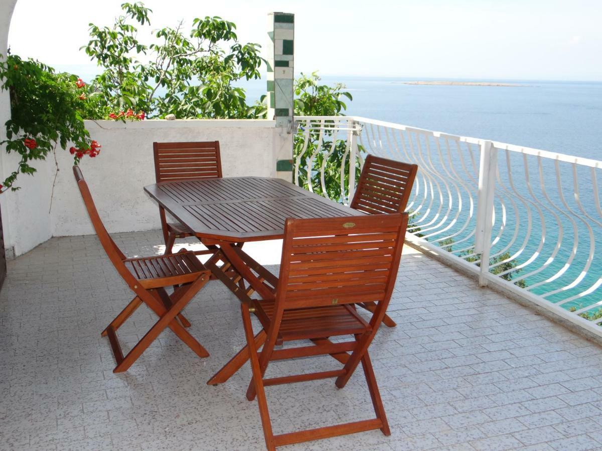 Apartments Bassi Stara Baška Dış mekan fotoğraf